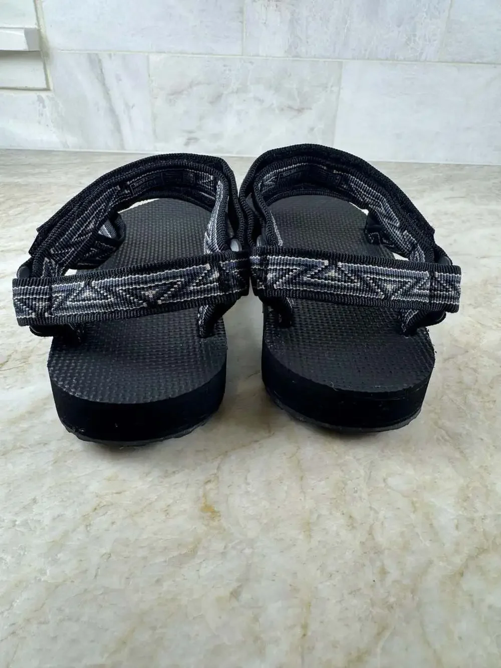 Teva Original Universal Kids K3 Sport Sandals Black Gray Geometric Hook & Loop